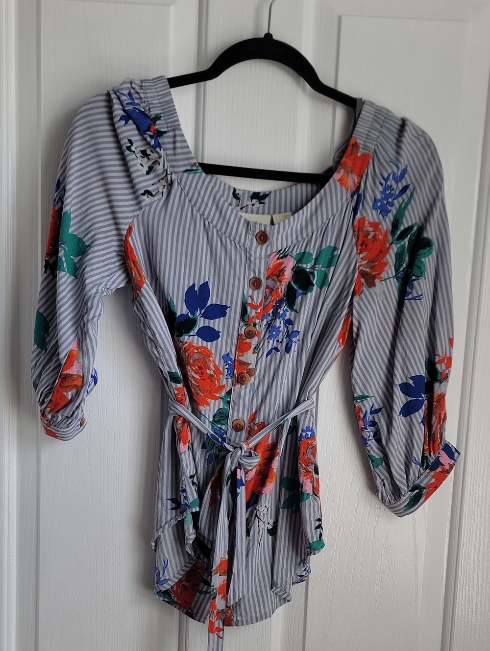 Anthropologie Striped Button Front Top Gray Orange Blue Floral MAEVE 0 Xs
